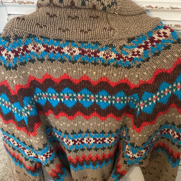 Amaz thick warm ralph Lauren’s sweater goes with everything new condition - Picture 8 of 9